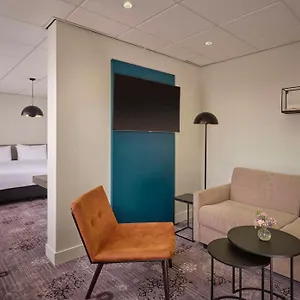 4* Отель Park Plaza
